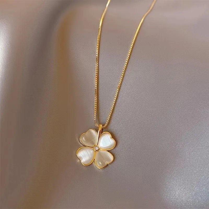Clover Stainless Steel Pendant Clavicle Chain