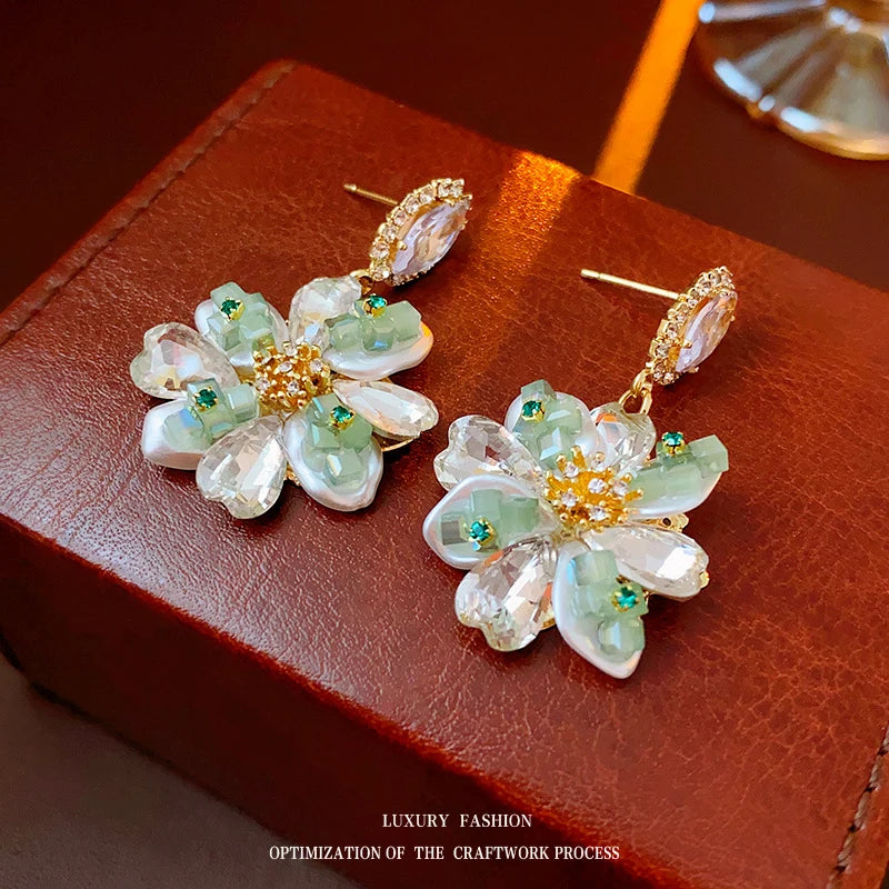 Kiss Jewelry Luxury Rhinestone Flower Earings